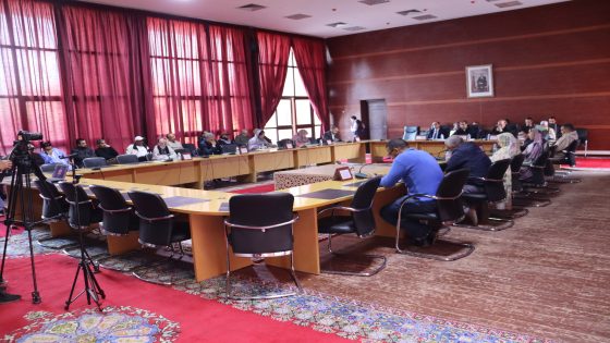 التصويت بالإجماع على جميع النقط المدرجة في دورة يناير العادية